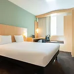 Hotel Ibis Centre 3*