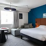 Ibis Centre Hotel 3*
