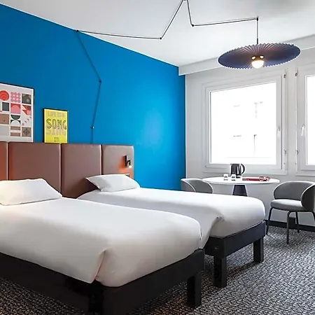 Ibis Centre
