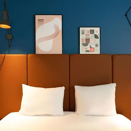 Ibis Centre Hotel