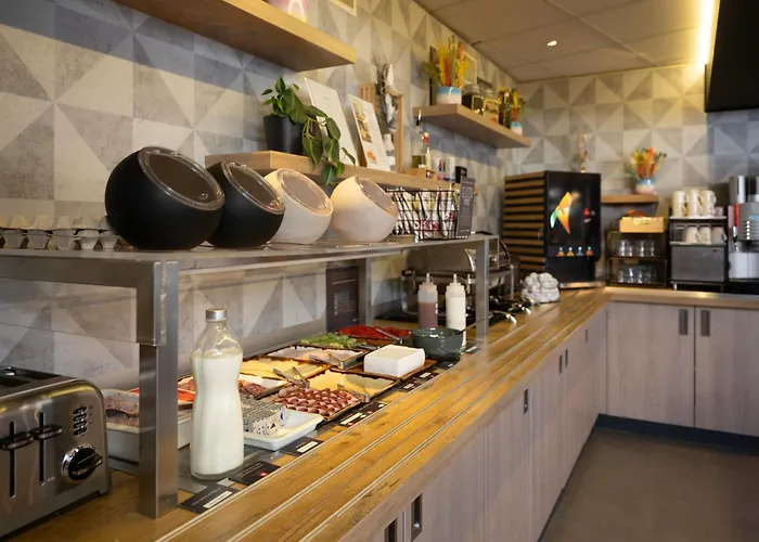 洛桑中心宜必思酒店