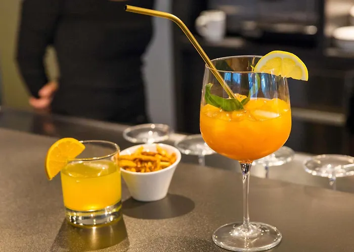 洛桑中心宜必思酒店 酒店 洛桑