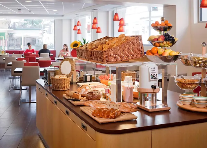 酒店 洛桑中心宜必思酒店 3*