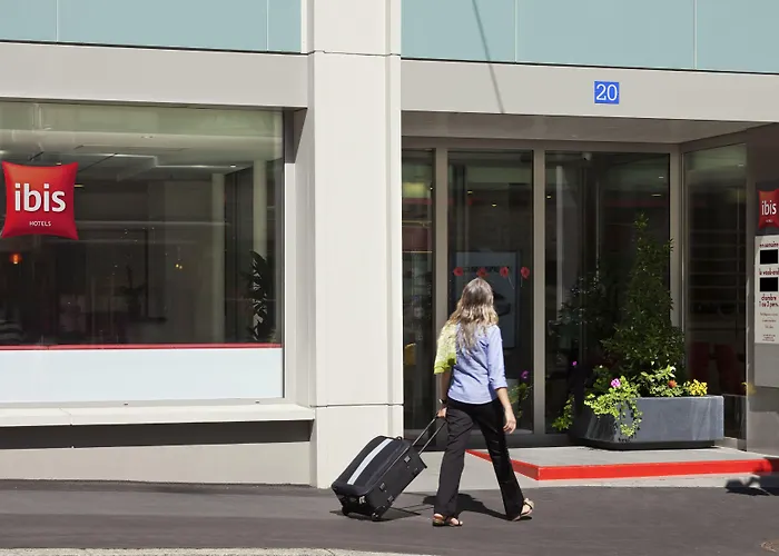 洛桑中心宜必思酒店 酒店