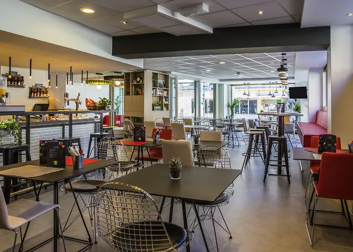 酒店 洛桑中心宜必思酒店 3*